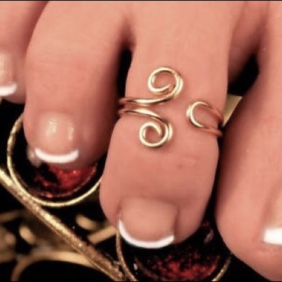 Moodtherapy Jewelry - RESTOCKED Adjustable swirl toe midi knuckle ring